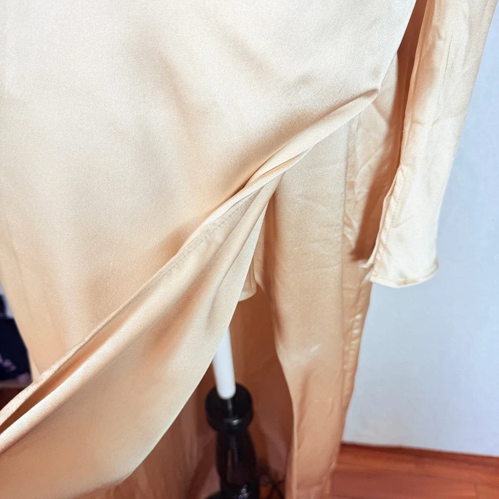 Show Me‎ Your Mumu Jamie Champagne Satin Off Shoulder Maxi Dress Long Sleeve Med